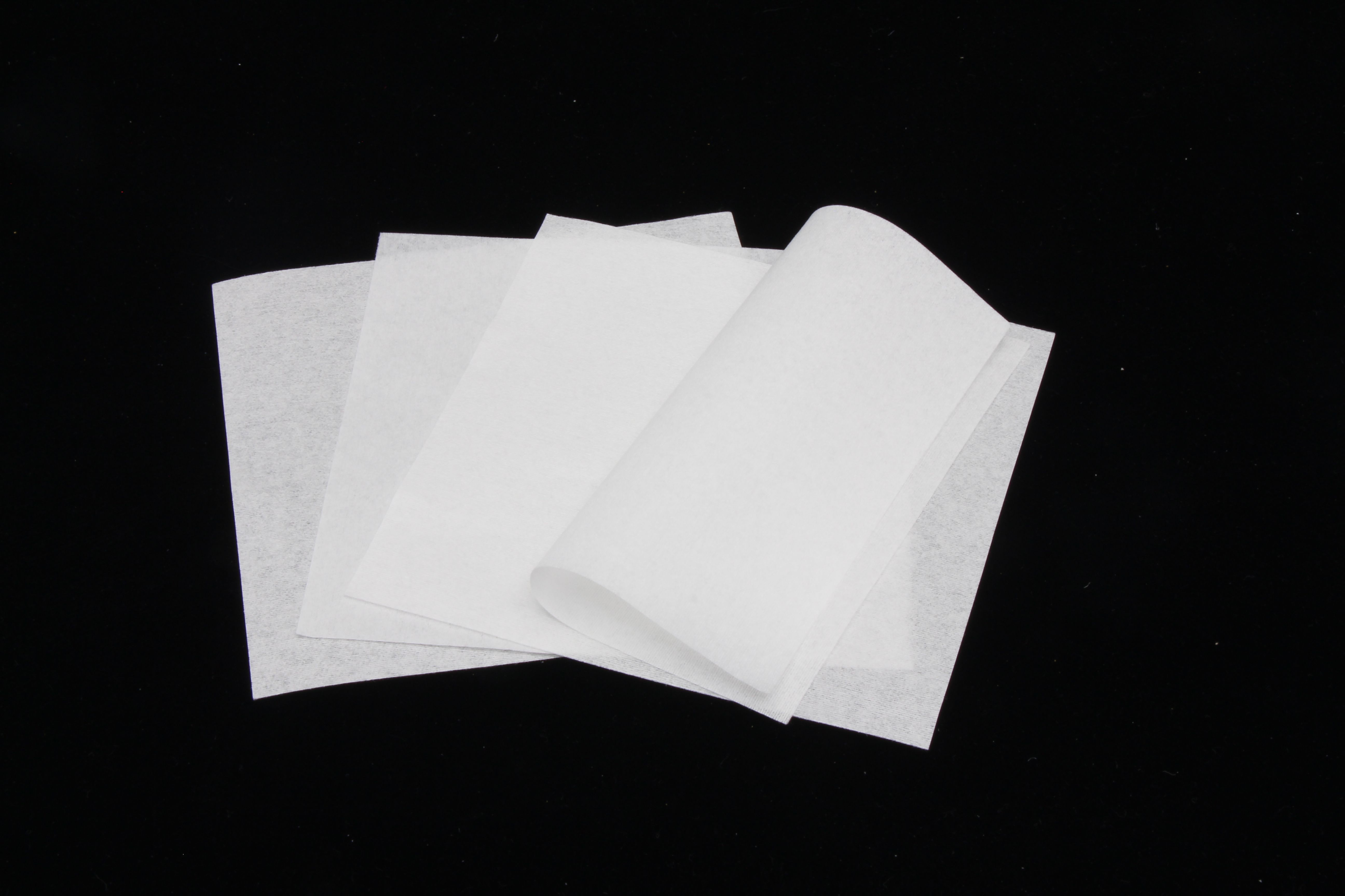 A diferença entre lenços não tecidos e papel normal
